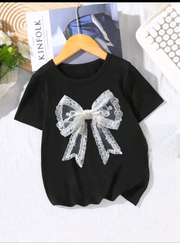 بلوزة بناتي محير