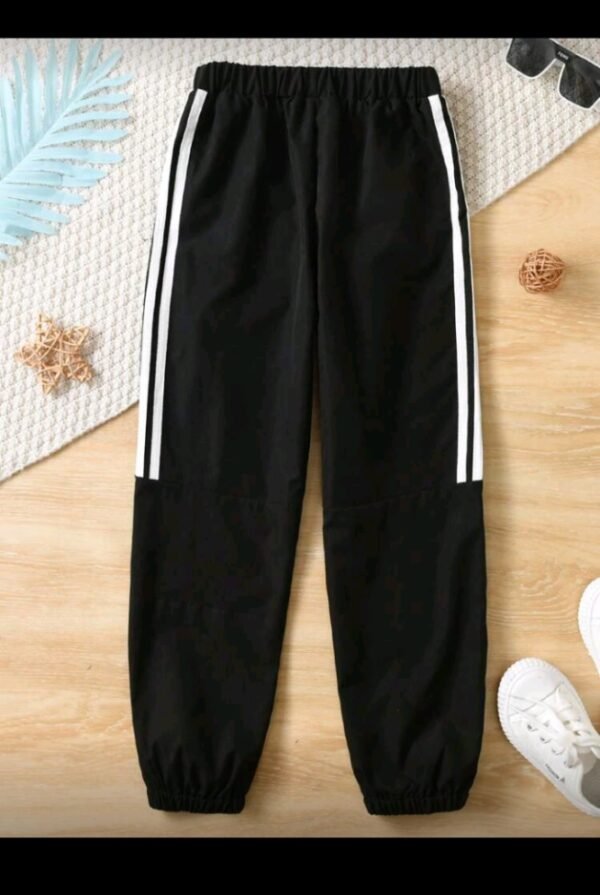 بنطال رياضي