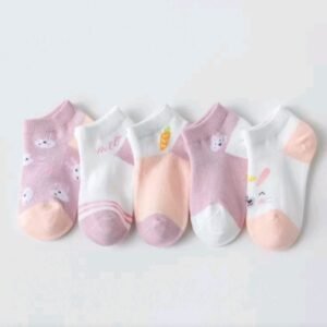 جوارب اطفال