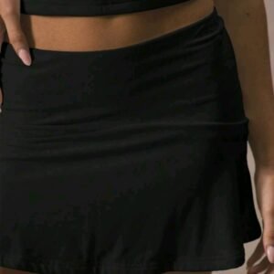 تنورة قصيرة ستاتي