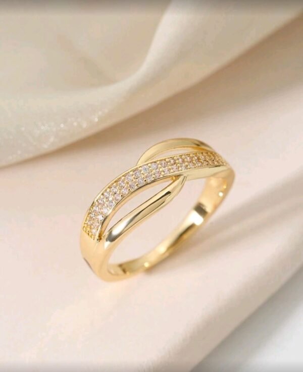 خاتم من الزركونيا