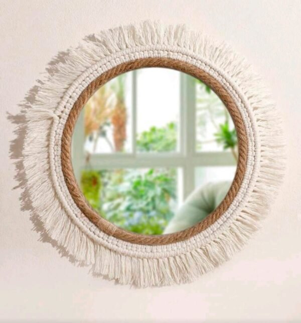 مرآة جدارية