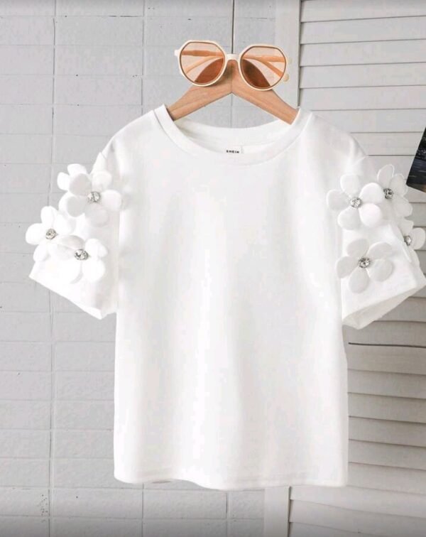 بلوزة بناتي