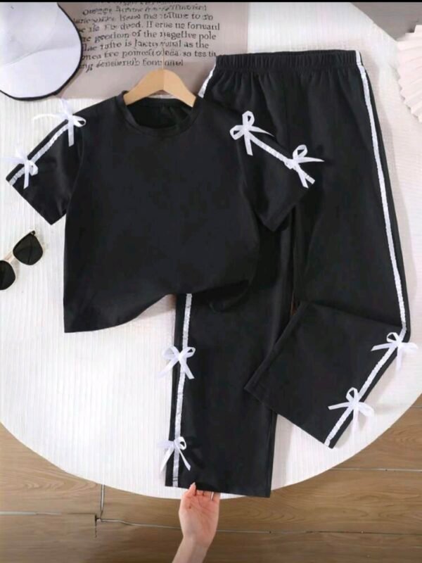 بيجامه بناتي