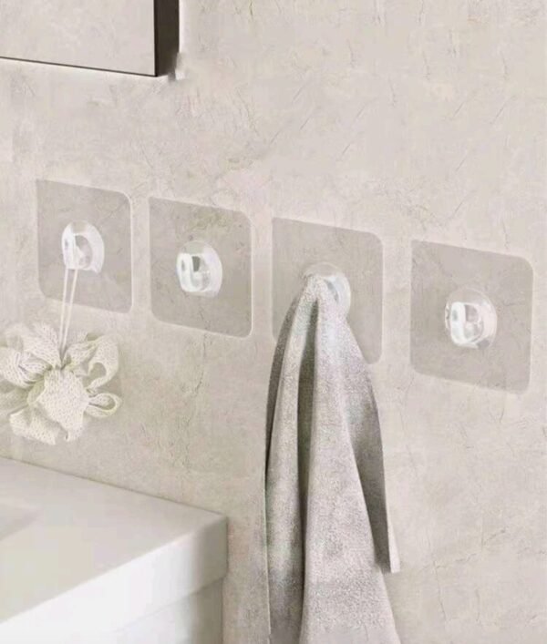 علاقات  بلاستيكية