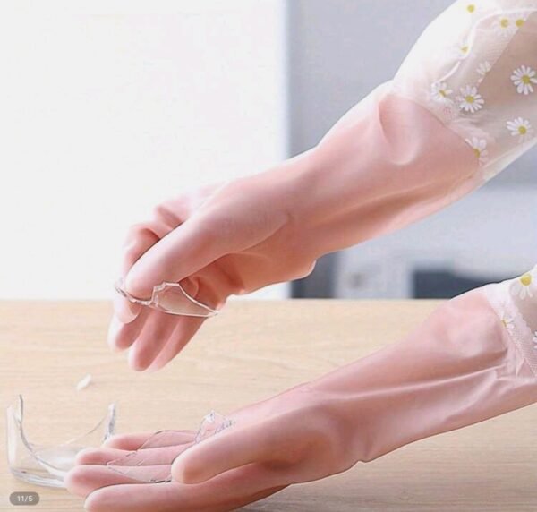 قفازات غسل الأطباق