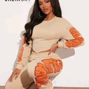 ملابس رياضيه