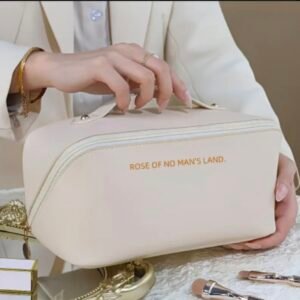 حقيبة مستحضرات تجميل