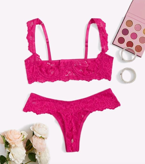 ملابس داخليه