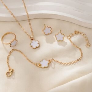 طقم مجوهرات