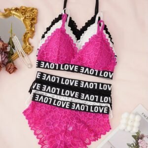 ملابس داخليه