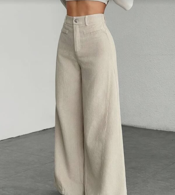 بنطلون نسائي