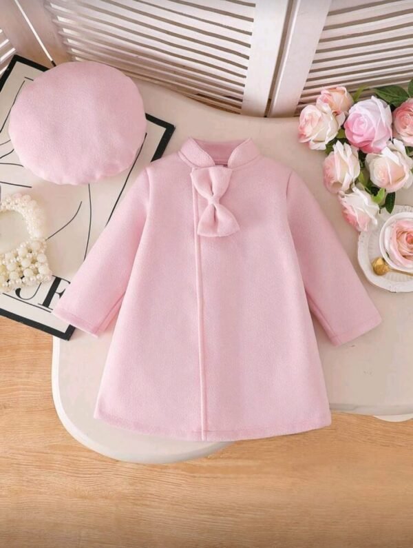 جاكيت وقبعة بناتي