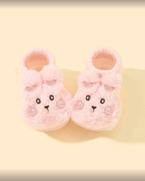 جوارب اطفال