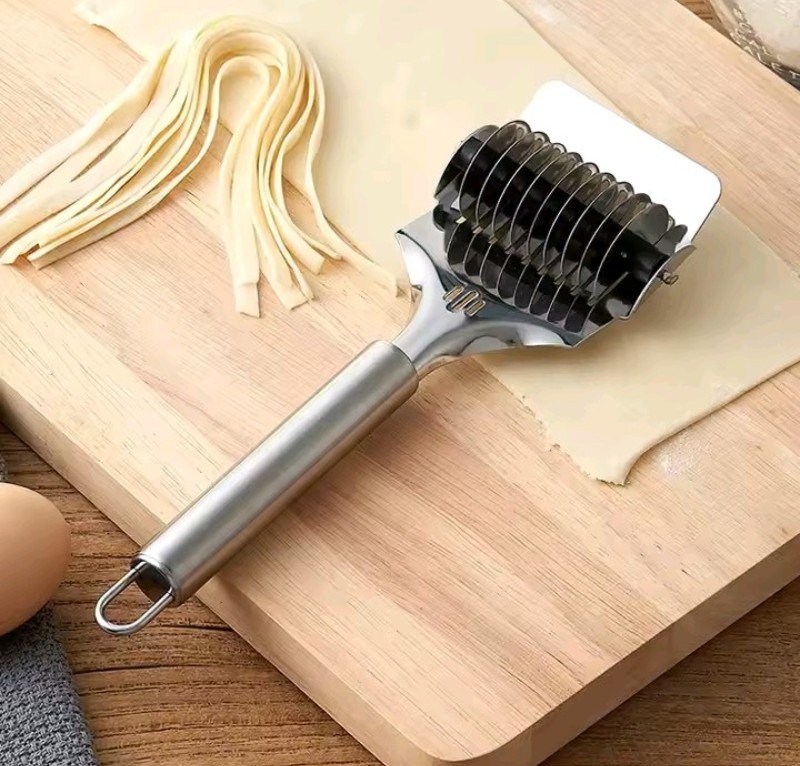 مكبس معكرونة