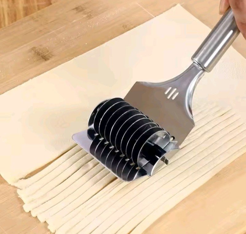 مكبس معكرونة