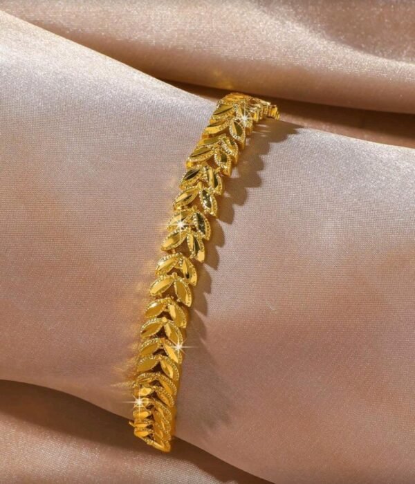 سوار نسائية