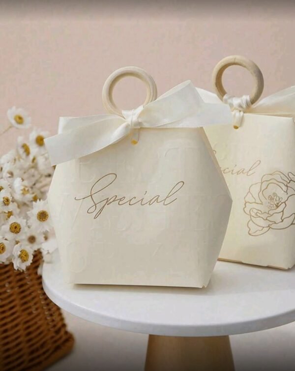 توزيعات هدايا