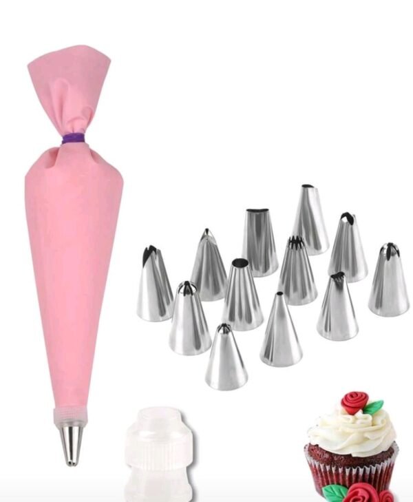 ادوات تزيين الكيك