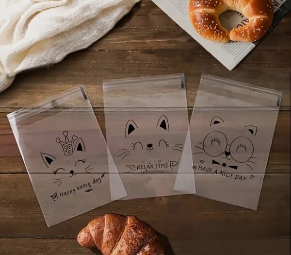 أكياس بلاستيكية