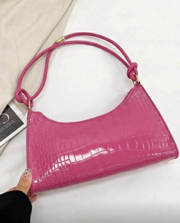 حقيبة نسائية