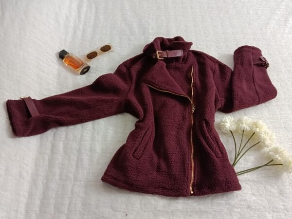 جاكيت نسائي