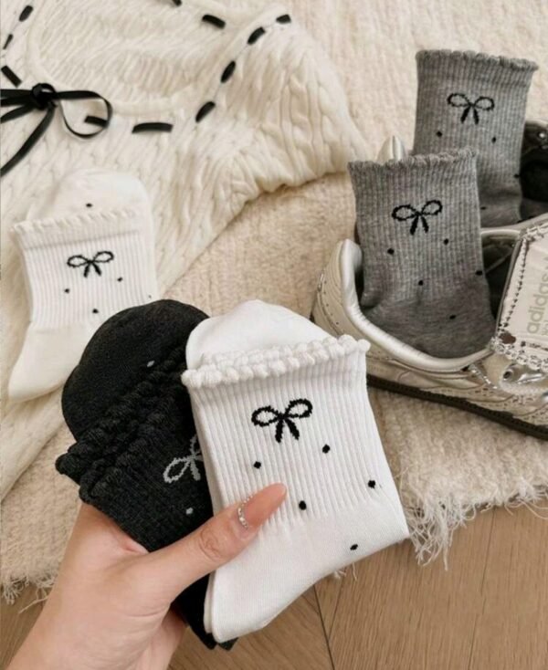 جوارب بناتي