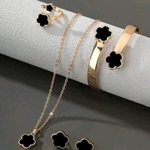 طقم مجوهرات