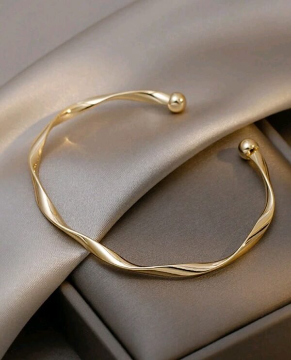 سوارة للنساء