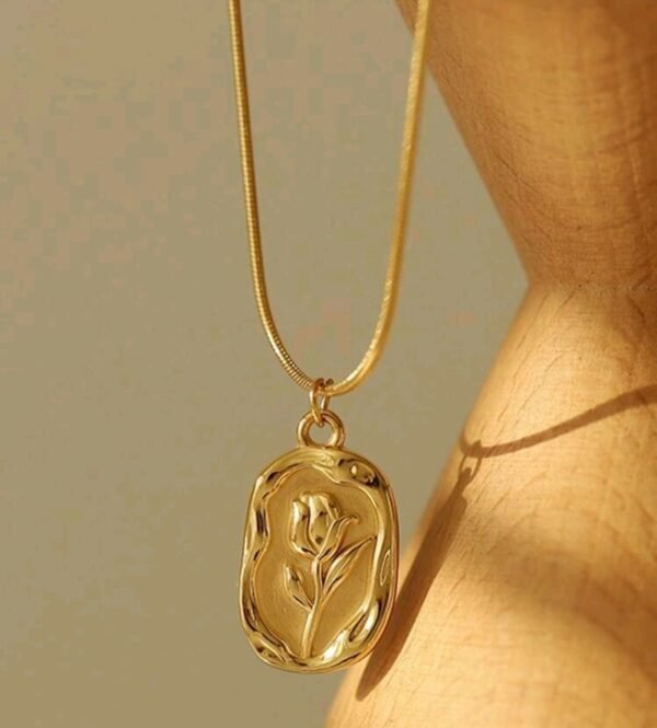 سنسال نسائي