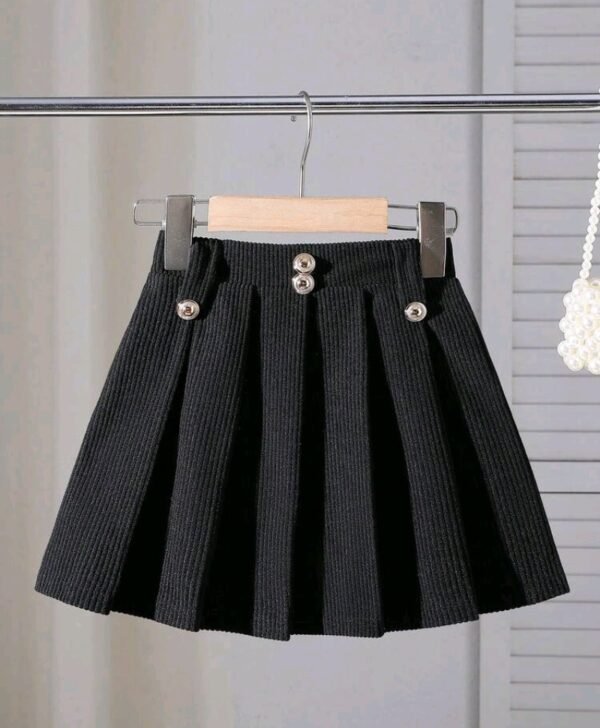 تنورة بناتي