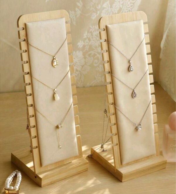 حامل اكسسوارات